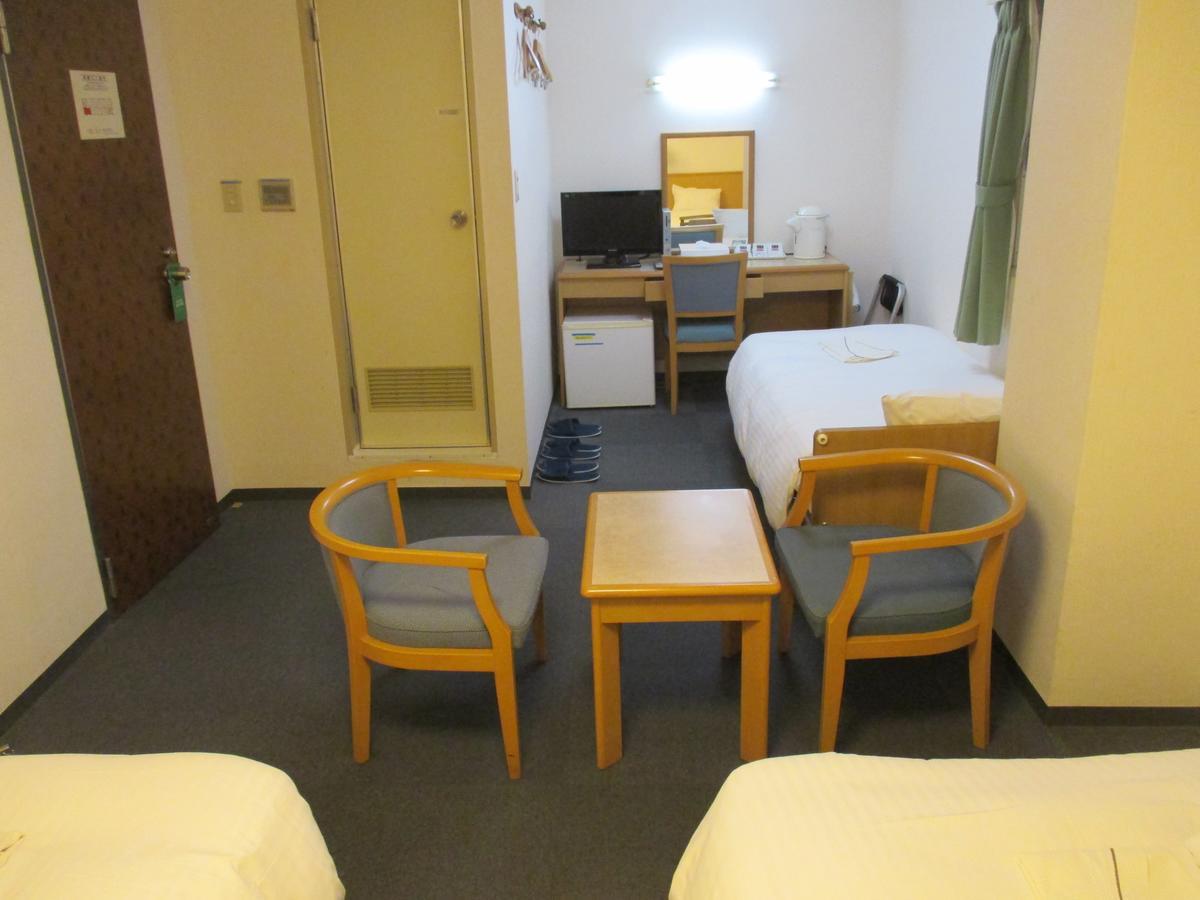 Hotel Green Well Sendai Buitenkant foto