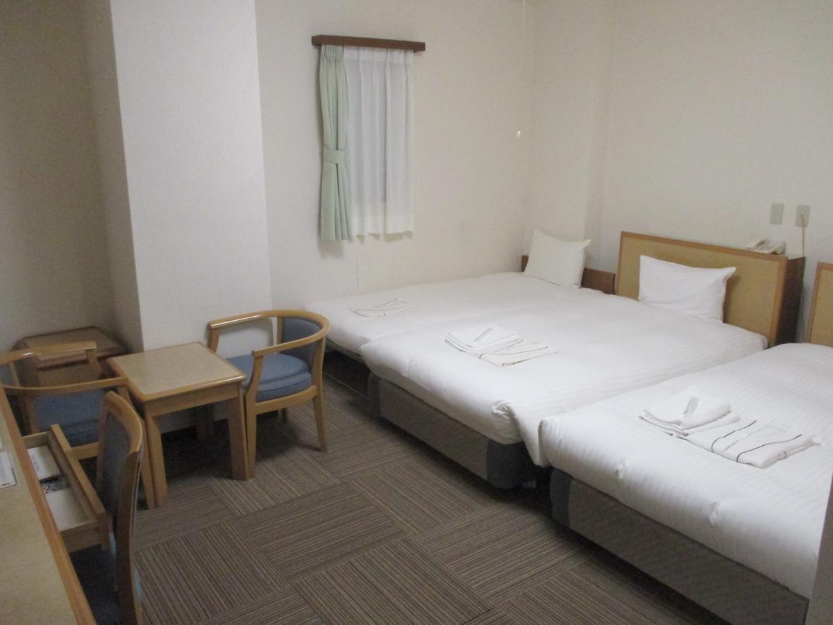 Hotel Green Well Sendai Buitenkant foto