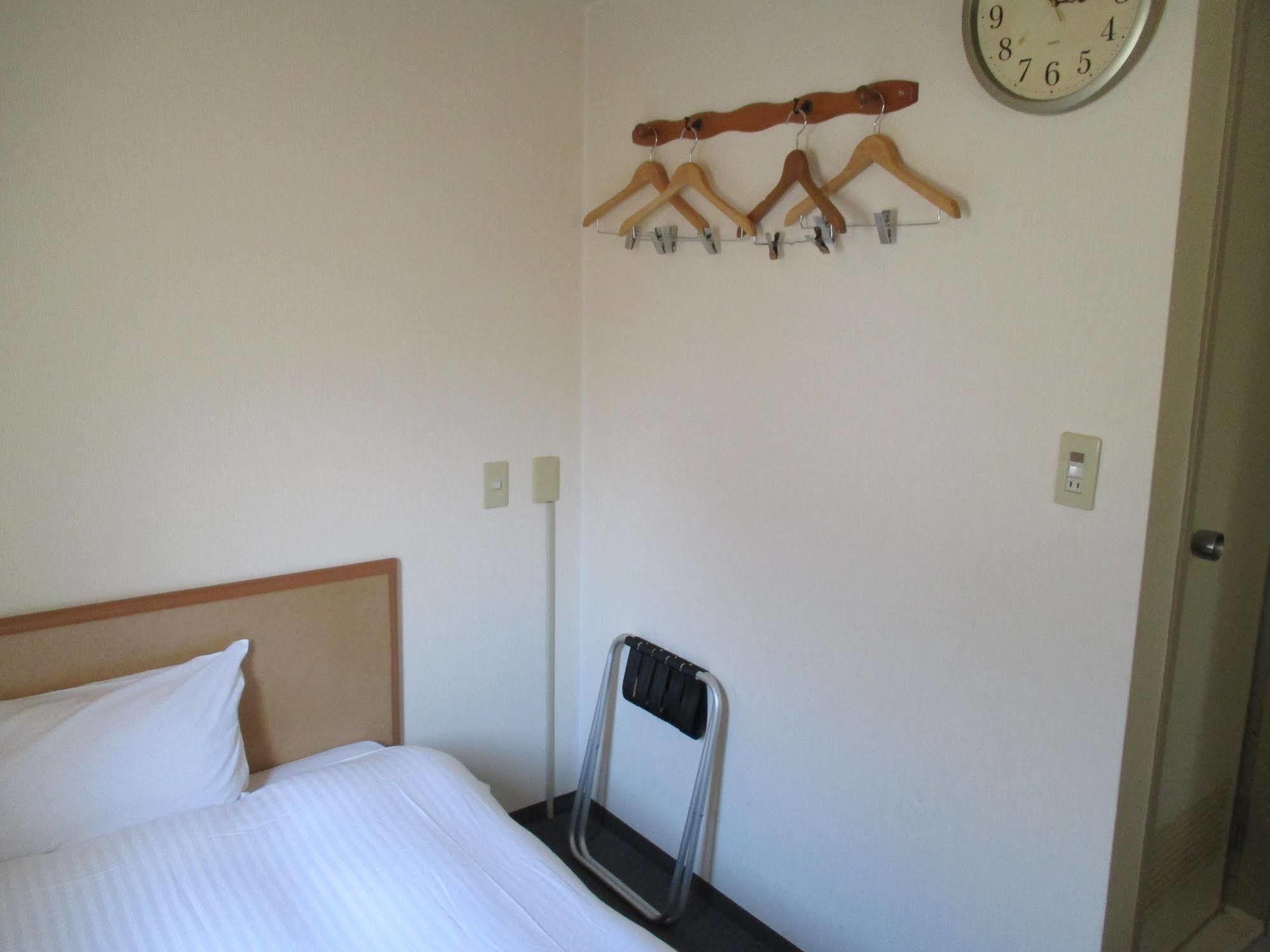 Hotel Green Well Sendai Buitenkant foto